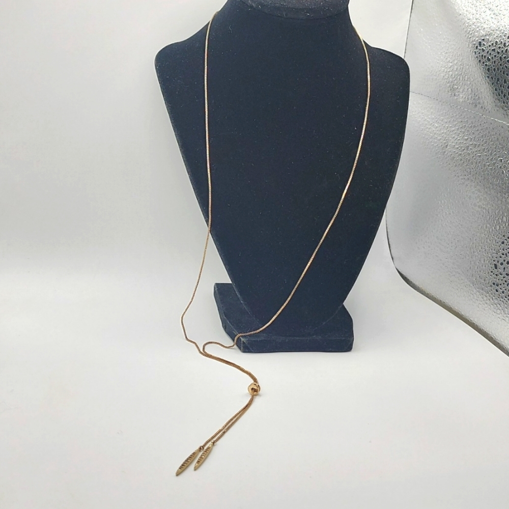 Goldtone slider necklace